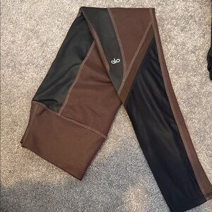ALO Yoga Brown and Black Leggings